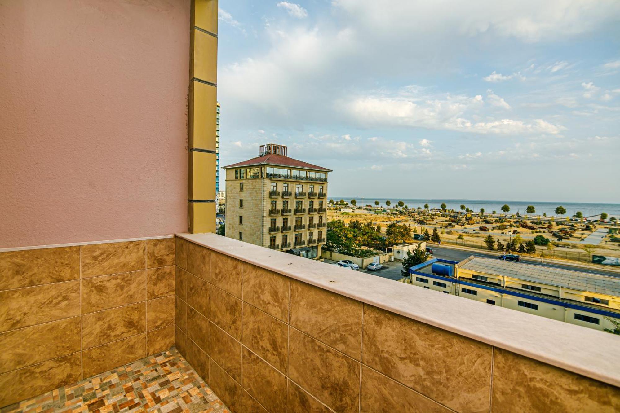 Apartment In Palace Baku